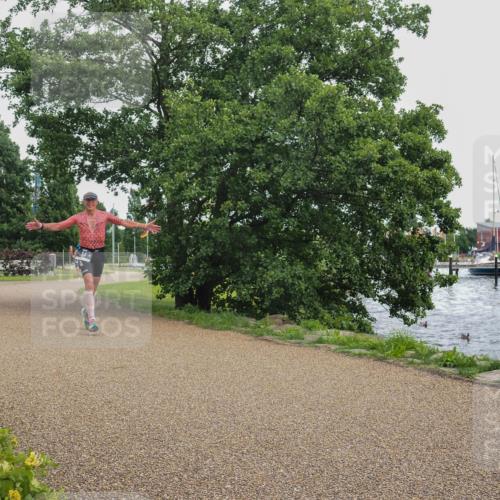 22.06.2025 - Viking Triathlon KatJ http://msf.ph/oto/8111154 22.06.2025 15:03:24 Laufen 64 meine-sportfotos.de