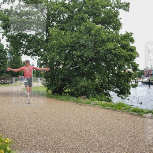 22.06.2025 - Viking Triathlon KatJ http://msf.ph/oto/8111164 22.06.2025 15:03:25 Laufen 64 meine-sportfotos.de