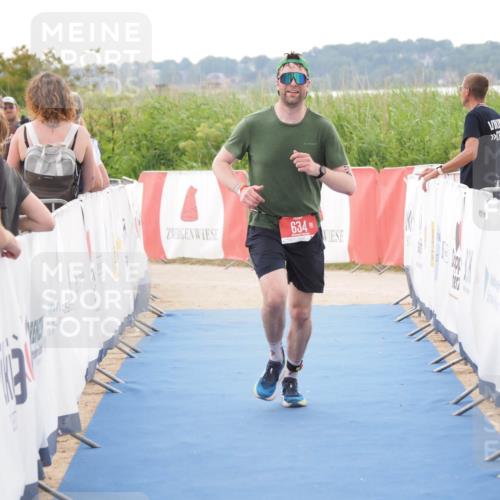 22.06.2025 - Viking Triathlon MichiJ http://msf.ph/oto/8111166 22.06.2025 16:23:16 Ziel 634 meine-sportfotos.de