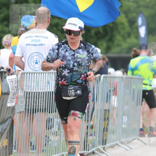 22.06.2025 - Viking Triathlon H.Heesch http://msf.ph/oto/8111171 22.06.2025 14:46:43 Laufen 116, 299 meine-sportfotos.de