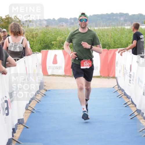 22.06.2025 - Viking Triathlon MichiJ http://msf.ph/oto/8111177 22.06.2025 16:23:16 Ziel 634 meine-sportfotos.de