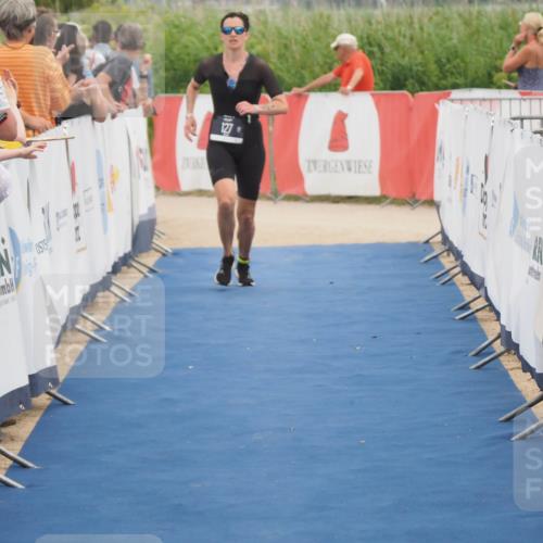 22.06.2025 - Viking Triathlon MichiJ http://msf.ph/oto/8111195 22.06.2025 15:02:36 Ziel 127 meine-sportfotos.de