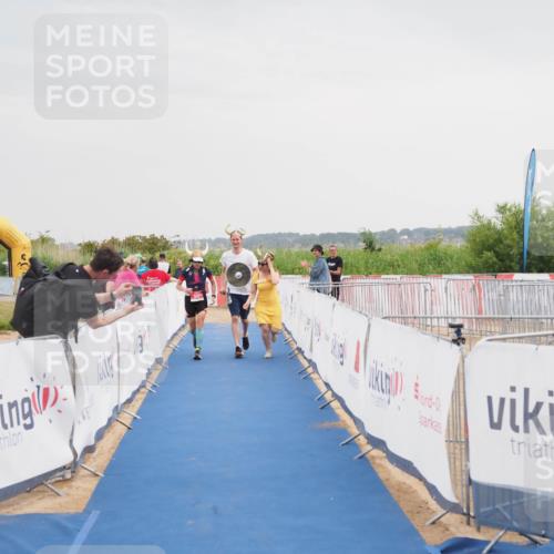 22.06.2025 - Viking Triathlon MichiJ http://msf.ph/oto/8111197 22.06.2025 16:40:53 Ziel 649 meine-sportfotos.de