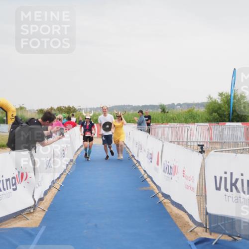 22.06.2025 - Viking Triathlon MichiJ http://msf.ph/oto/8111205 22.06.2025 16:40:53 Ziel 649 meine-sportfotos.de