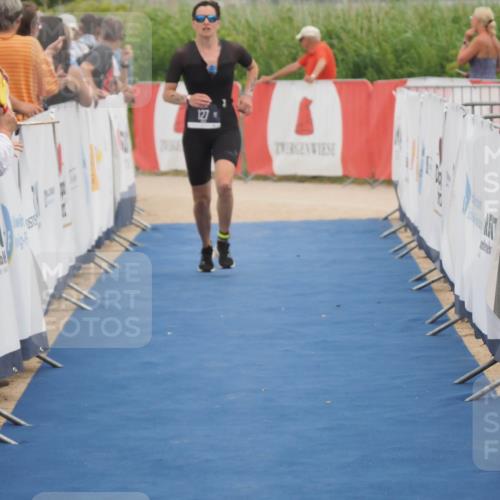 22.06.2025 - Viking Triathlon MichiJ http://msf.ph/oto/8111229 22.06.2025 15:02:36 Ziel 127 meine-sportfotos.de