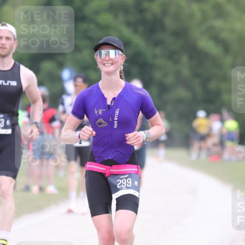 22.06.2025 - Viking Triathlon H.Heesch http://msf.ph/oto/8111237 22.06.2025 14:46:48 Laufen 116, 299, 315, 513 meine-sportfotos.de
