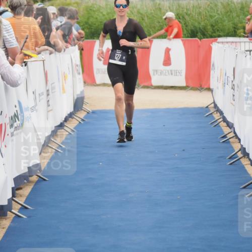 22.06.2025 - Viking Triathlon MichiJ http://msf.ph/oto/8111269 22.06.2025 15:02:37 Ziel 127, 529 meine-sportfotos.de