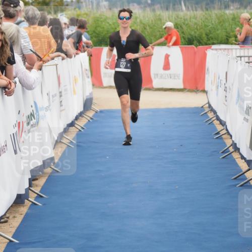 22.06.2025 - Viking Triathlon MichiJ http://msf.ph/oto/8111281 22.06.2025 15:02:37 Ziel 127, 529 meine-sportfotos.de