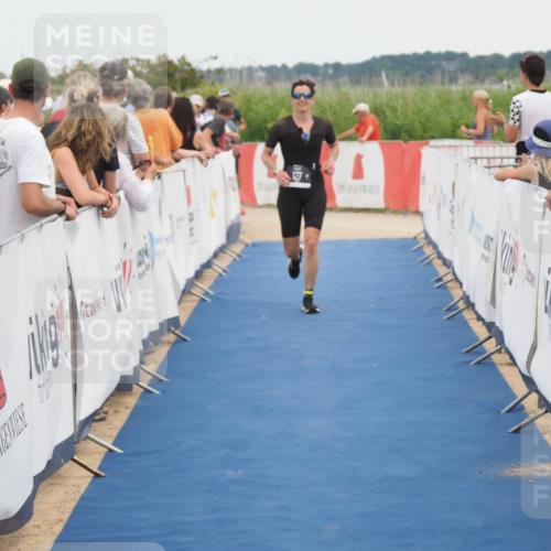 22.06.2025 - Viking Triathlon MichiJ http://msf.ph/oto/8111325 22.06.2025 15:02:37 Ziel 127, 529 meine-sportfotos.de