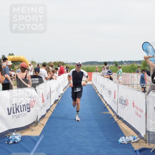 22.06.2025 - Viking Triathlon MichiJ http://msf.ph/oto/8111329 22.06.2025 14:53:17 Ziel 42 meine-sportfotos.de