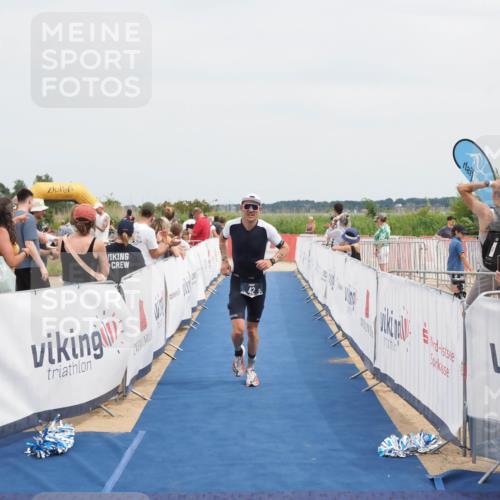 22.06.2025 - Viking Triathlon MichiJ http://msf.ph/oto/8111344 22.06.2025 14:53:17 Ziel 42 meine-sportfotos.de