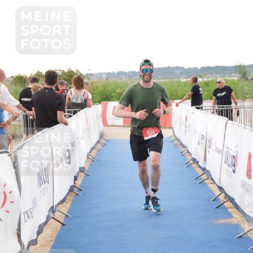 22.06.2025 - Viking Triathlon MichiJ http://msf.ph/oto/8111349 22.06.2025 16:23:18 Ziel 634 meine-sportfotos.de