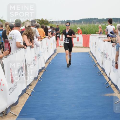 22.06.2025 - Viking Triathlon MichiJ http://msf.ph/oto/8111351 22.06.2025 15:02:38 Ziel 127, 529 meine-sportfotos.de