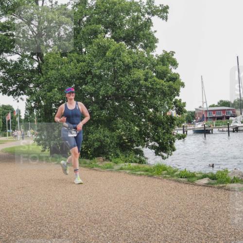 22.06.2025 - Viking Triathlon KatJ http://msf.ph/oto/8111378 22.06.2025 15:03:37 Laufen 140 meine-sportfotos.de