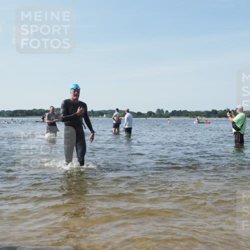22.06.2025 - Viking Triathlon KatJ http://msf.ph/oto/8111390 22.06.2025 10:39:52 Schwimmen 29, 283, 423, 437, 518 meine-sportfotos.de