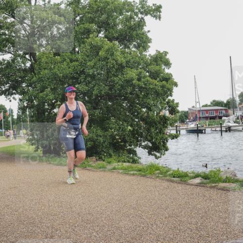 22.06.2025 - Viking Triathlon KatJ http://msf.ph/oto/8111393 22.06.2025 15:03:37 Laufen 140 meine-sportfotos.de