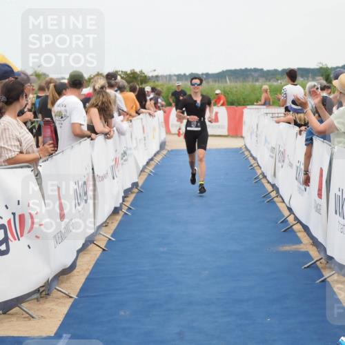 22.06.2025 - Viking Triathlon MichiJ http://msf.ph/oto/8111397 22.06.2025 15:02:38 Ziel 127, 529 meine-sportfotos.de