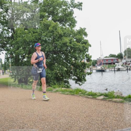 22.06.2025 - Viking Triathlon KatJ http://msf.ph/oto/8111416 22.06.2025 15:03:37 Laufen 140 meine-sportfotos.de