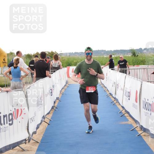 22.06.2025 - Viking Triathlon MichiJ http://msf.ph/oto/8111419 22.06.2025 16:23:18 Ziel 634 meine-sportfotos.de