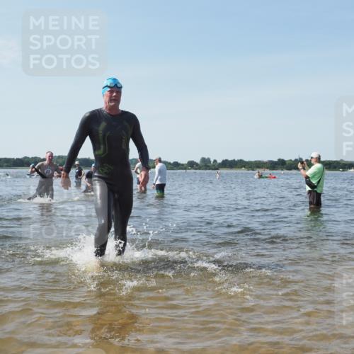 22.06.2025 - Viking Triathlon KatJ http://msf.ph/oto/8111437 22.06.2025 10:39:53 Schwimmen 29, 283, 423, 437, 518 meine-sportfotos.de