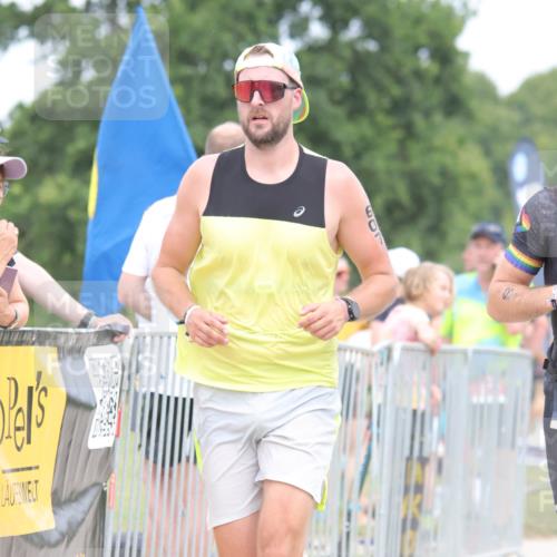 22.06.2025 - Viking Triathlon H.Heesch http://msf.ph/oto/8111461 22.06.2025 14:47:27 Laufen 61, 556, 607 meine-sportfotos.de