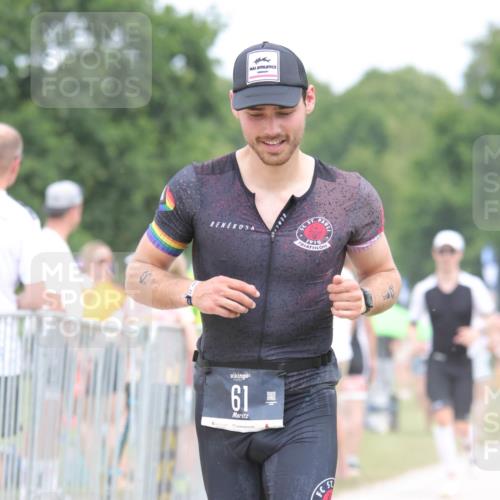 22.06.2025 - Viking Triathlon H.Heesch http://msf.ph/oto/8111464 22.06.2025 14:47:28 Laufen 61, 360, 532, 556, 607 meine-sportfotos.de