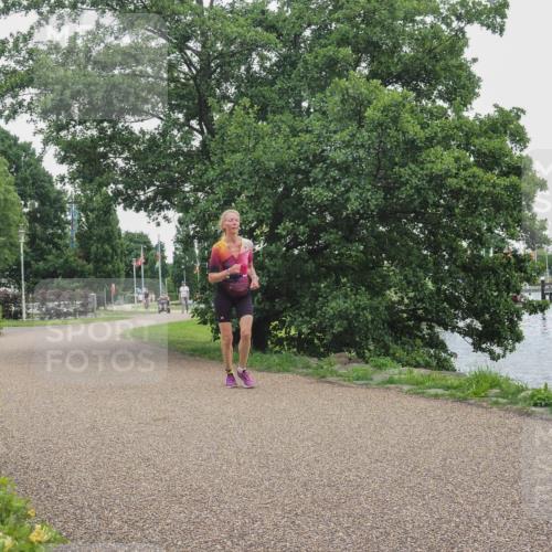 22.06.2025 - Viking Triathlon KatJ http://msf.ph/oto/8111477 22.06.2025 16:03:52 Laufen 436 meine-sportfotos.de