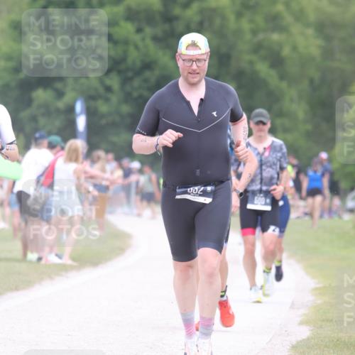 22.06.2025 - Viking Triathlon H.Heesch http://msf.ph/oto/8111486 22.06.2025 14:47:30 Laufen 61, 360, 532, 556, 607 meine-sportfotos.de