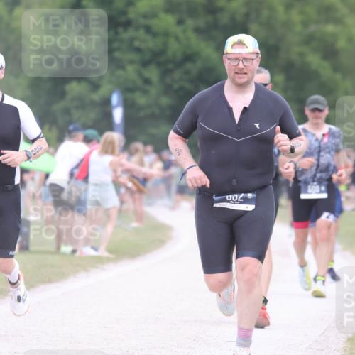 22.06.2025 - Viking Triathlon H.Heesch http://msf.ph/oto/8111493 22.06.2025 14:47:30 Laufen 61, 360, 532, 556, 607 meine-sportfotos.de