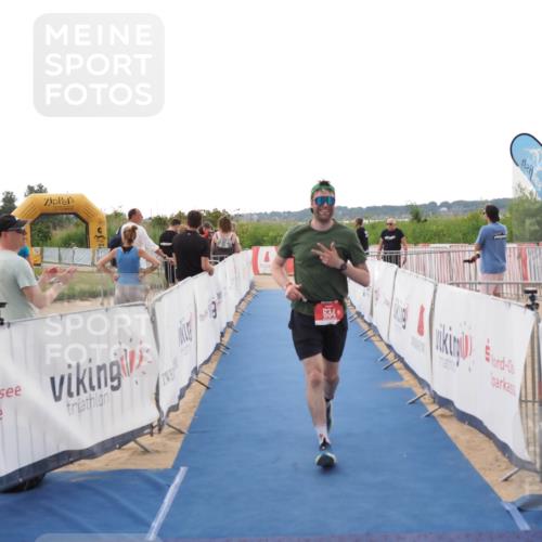 22.06.2025 - Viking Triathlon MichiJ http://msf.ph/oto/8111496 22.06.2025 16:23:19 Ziel 634 meine-sportfotos.de
