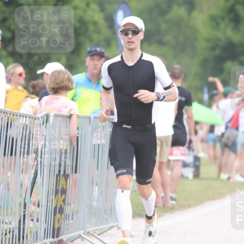 22.06.2025 - Viking Triathlon H.Heesch http://msf.ph/oto/8111503 22.06.2025 14:47:31 Laufen 61, 360, 469, 532, 556, 607 meine-sportfotos.de