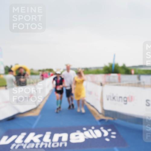 22.06.2025 - Viking Triathlon MichiJ http://msf.ph/oto/8111551 22.06.2025 16:40:56 Ziel 649 meine-sportfotos.de