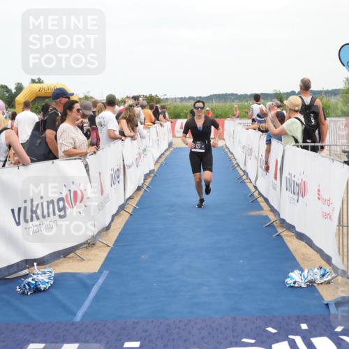 22.06.2025 - Viking Triathlon MichiJ http://msf.ph/oto/8111558 22.06.2025 15:02:39 Ziel 127, 529 meine-sportfotos.de