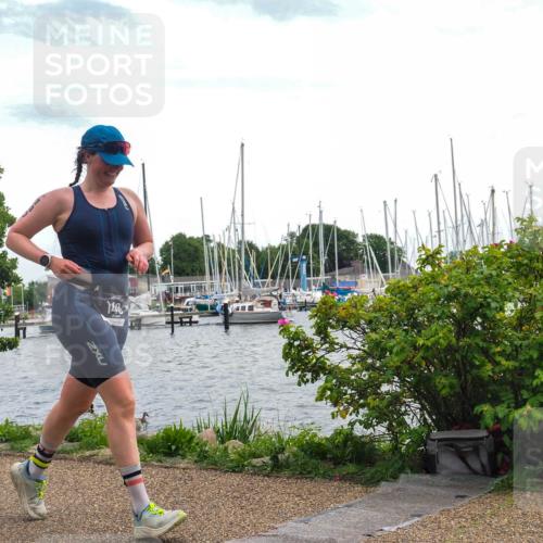 22.06.2025 - Viking Triathlon KatJ http://msf.ph/oto/8111563 22.06.2025 15:03:39 Laufen 140 meine-sportfotos.de