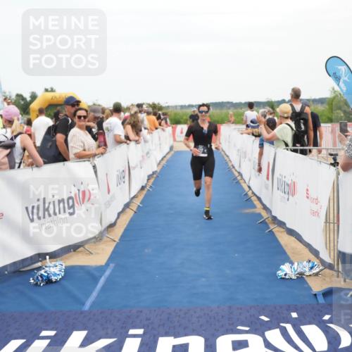 22.06.2025 - Viking Triathlon MichiJ http://msf.ph/oto/8111587 22.06.2025 15:02:39 Ziel 127, 529 meine-sportfotos.de