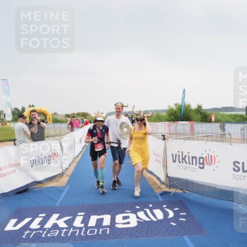 22.06.2025 - Viking Triathlon MichiJ http://msf.ph/oto/8111594 22.06.2025 16:40:56 Ziel 649 meine-sportfotos.de