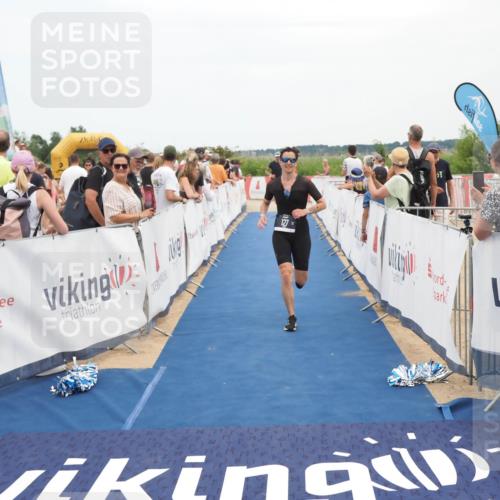 22.06.2025 - Viking Triathlon MichiJ http://msf.ph/oto/8111627 22.06.2025 15:02:40 Ziel 127, 529 meine-sportfotos.de