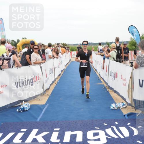 22.06.2025 - Viking Triathlon MichiJ http://msf.ph/oto/8111651 22.06.2025 15:02:40 Ziel 127, 529 meine-sportfotos.de