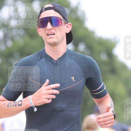22.06.2025 - Viking Triathlon H.Heesch http://msf.ph/oto/8111692 22.06.2025 14:47:49 Laufen 22, 145, 362, 520 meine-sportfotos.de