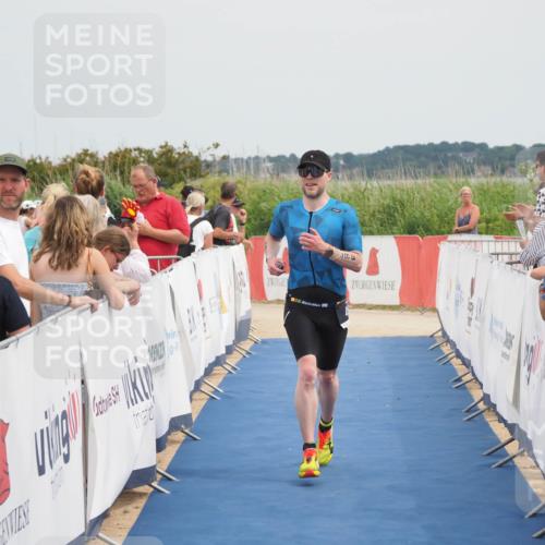 22.06.2025 - Viking Triathlon MichiJ http://msf.ph/oto/8111697 22.06.2025 14:53:29 Ziel 486 meine-sportfotos.de