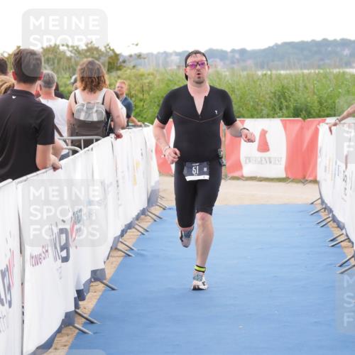 22.06.2025 - Viking Triathlon MichiJ http://msf.ph/oto/8111738 22.06.2025 16:24:29 Ziel 51 meine-sportfotos.de