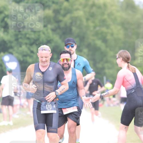 22.06.2025 - Viking Triathlon H.Heesch http://msf.ph/oto/8111753 22.06.2025 14:48:08 Laufen 57, 170, 609 meine-sportfotos.de