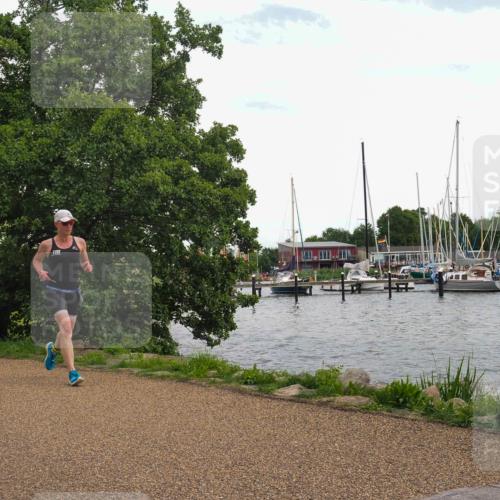 22.06.2025 - Viking Triathlon KatJ http://msf.ph/oto/8111760 22.06.2025 15:04:24 Laufen 282 meine-sportfotos.de