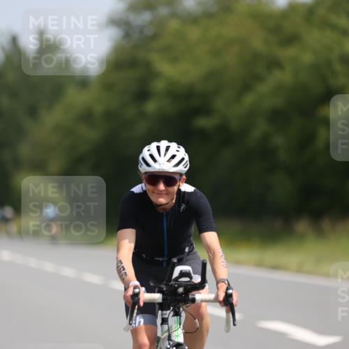 22.06.2025 - Viking Triathlon Yannick Fuchs http://msf.ph/oto/8111764 22.06.2025 11:36:21 Radfahren 87, 98, 193, 207, 343, 514, 551, 606 meine-sportfotos.de