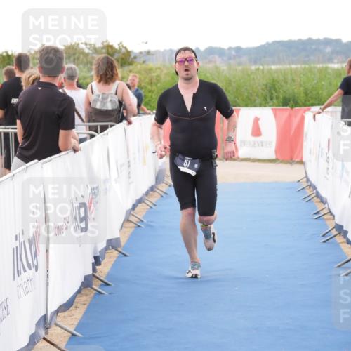 22.06.2025 - Viking Triathlon MichiJ http://msf.ph/oto/8111784 22.06.2025 16:24:29 Ziel 51 meine-sportfotos.de