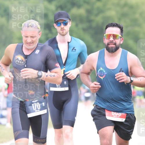 22.06.2025 - Viking Triathlon H.Heesch http://msf.ph/oto/8111798 22.06.2025 14:48:11 Laufen 57, 170, 193, 609 meine-sportfotos.de