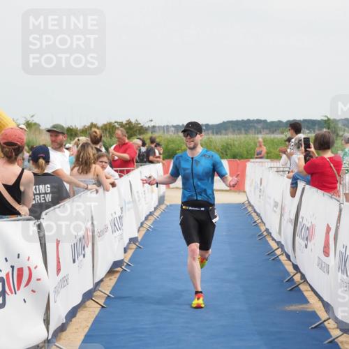 22.06.2025 - Viking Triathlon MichiJ http://msf.ph/oto/8111804 22.06.2025 14:53:30 Ziel 486 meine-sportfotos.de