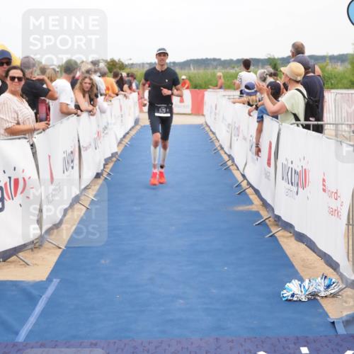 22.06.2025 - Viking Triathlon MichiJ http://msf.ph/oto/8111825 22.06.2025 15:02:43 Ziel 127, 529 meine-sportfotos.de
