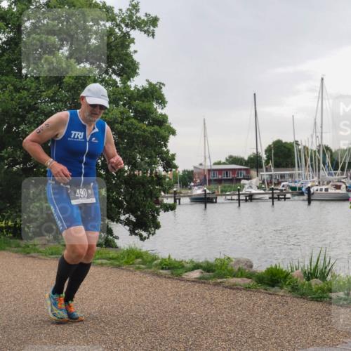 22.06.2025 - Viking Triathlon KatJ http://msf.ph/oto/8111827 22.06.2025 16:05:57 Laufen 490 meine-sportfotos.de
