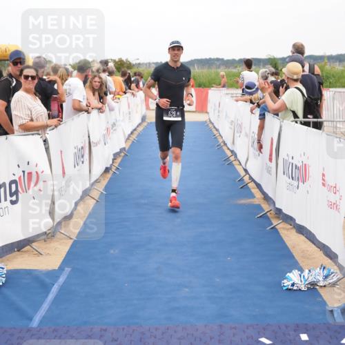 22.06.2025 - Viking Triathlon MichiJ http://msf.ph/oto/8111874 22.06.2025 15:02:43 Ziel 127, 529 meine-sportfotos.de